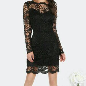 L'Atiste - Black lace long sleeve dress with open back